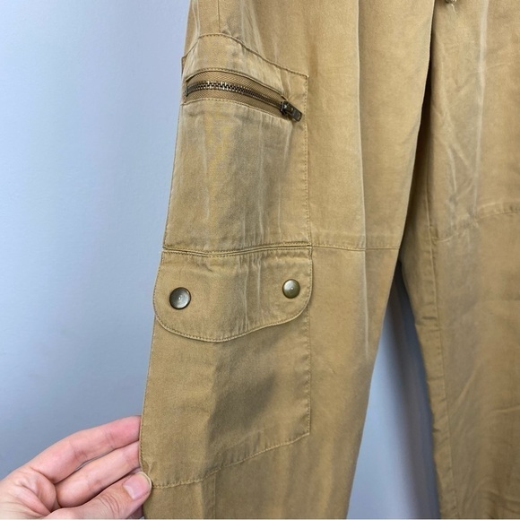Banana Republic Factory Brown Cargo Pants - Picture 5 of 10